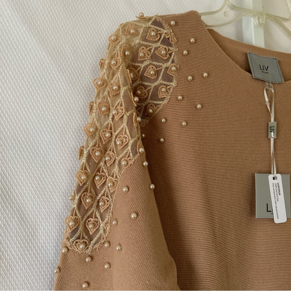 Liv Milano Woman’s Large Bisquit Pearl Lace Sleeve Design Pullover Stretch Top - Picture 8 of 13